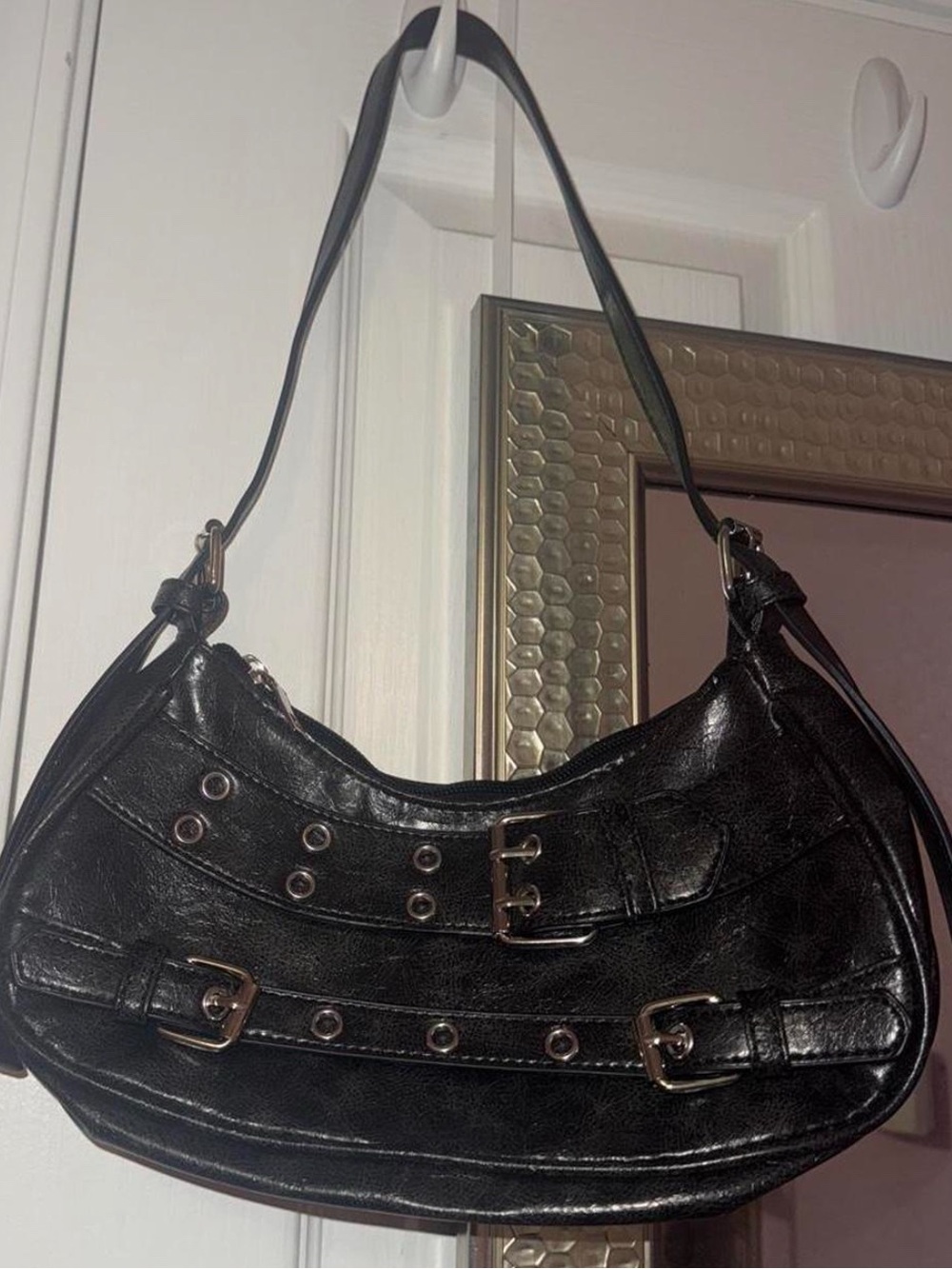 Cute black Shoulder Bag with Buckle.
